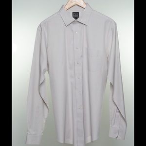 Jos A Bank Traveler Collection Slim fit